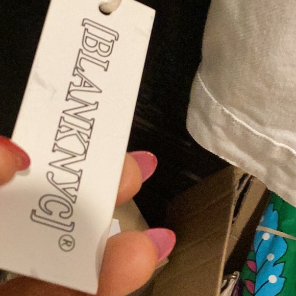 Off white jean jacket with beautiful work of lace brand new size s - Picture 8 of 8